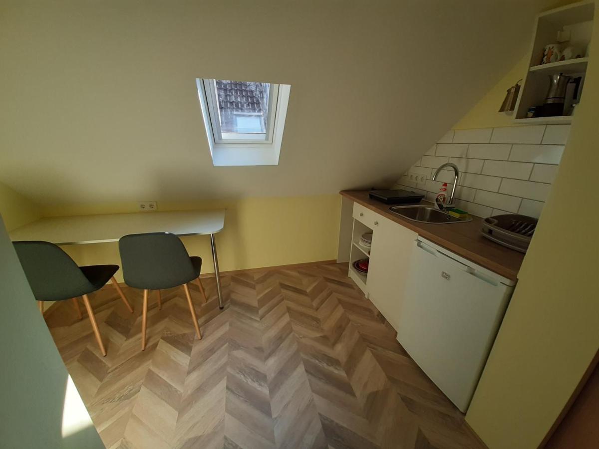 Gyopar Gyoengye Apartmanhaz โอโรชาซา ภายนอก รูปภาพ