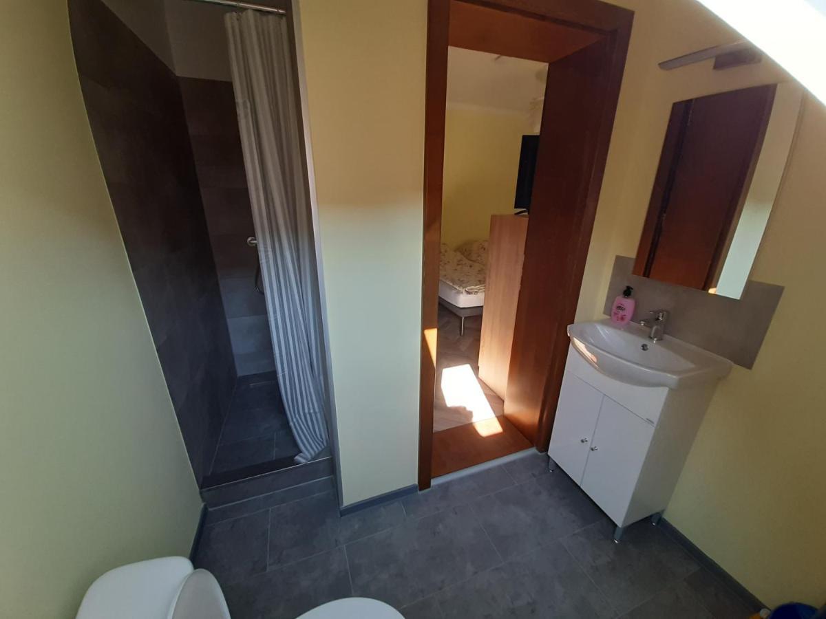 Gyopar Gyoengye Apartmanhaz โอโรชาซา ภายนอก รูปภาพ