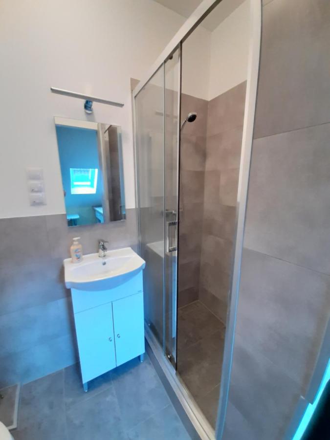 Gyopar Gyoengye Apartmanhaz โอโรชาซา ภายนอก รูปภาพ