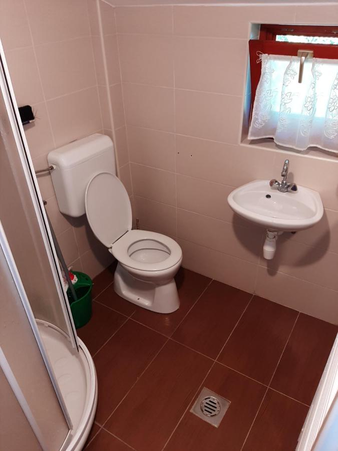 Gyopar Gyoengye Apartmanhaz โอโรชาซา ภายนอก รูปภาพ