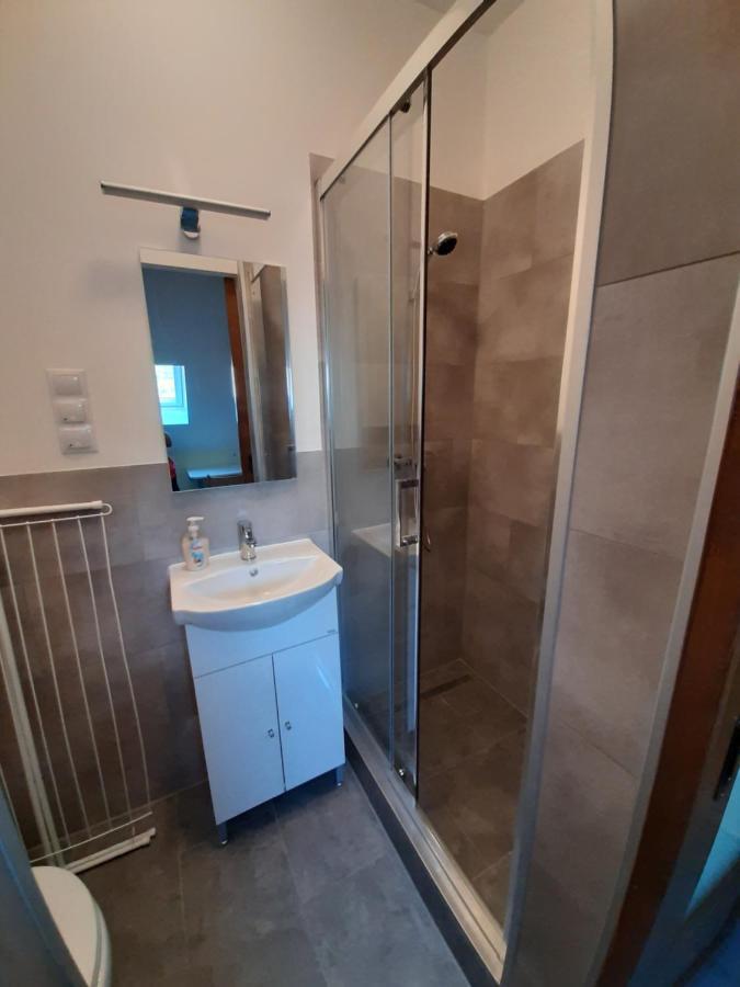 Gyopar Gyoengye Apartmanhaz โอโรชาซา ภายนอก รูปภาพ