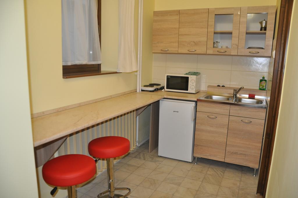 Gyopar Gyoengye Apartmanhaz โอโรชาซา ภายนอก รูปภาพ